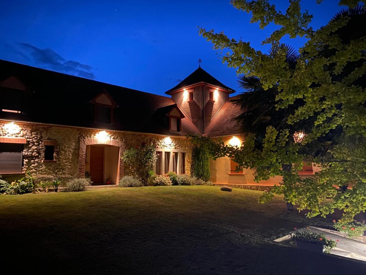 Bed and Breakfast Domaine Des Pierres Trouvees Saint-Vincent  Exteriér fotografie