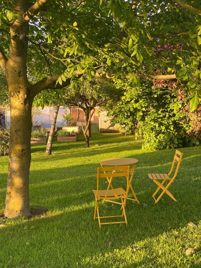 Bed and Breakfast Domaine Des Pierres Trouvees Saint-Vincent  Exteriér fotografie