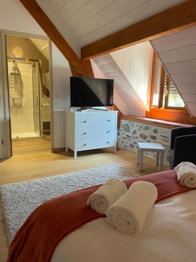 Bed and Breakfast Domaine Des Pierres Trouvees Saint-Vincent  Exteriér fotografie